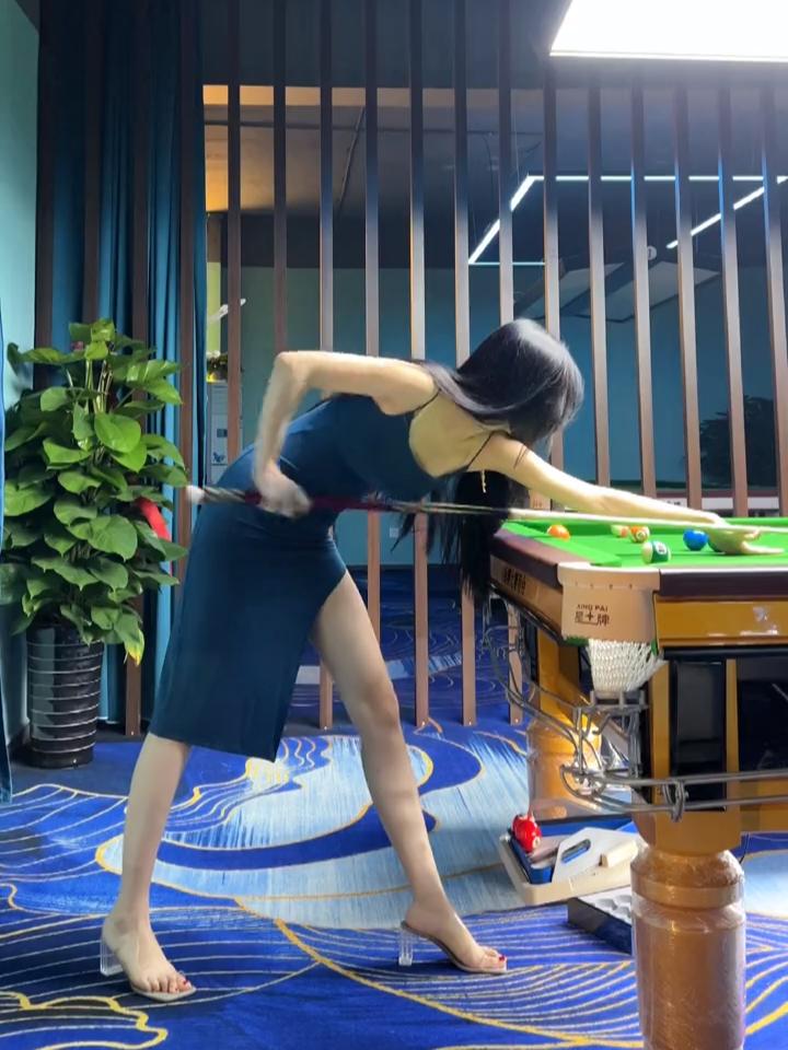 唐十七最新作品发布,如何在微博和微密圈中找到她的新作