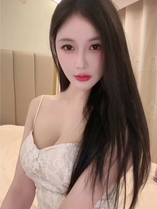 夏天的小雪的微密圈视频合集，从个人动态到专属内容