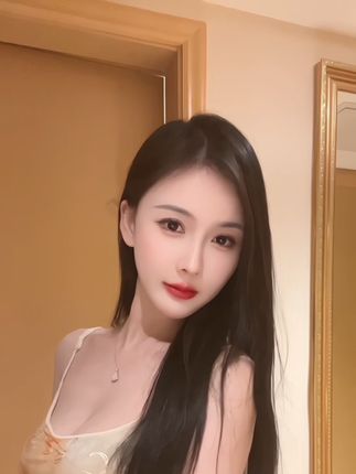 夏天的小雪的网红路,从微密圈到抖音的成功案例