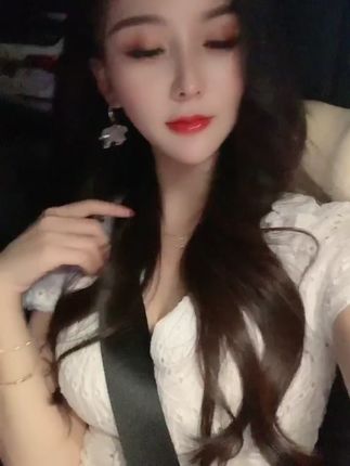 夏天的小雪的网红路,从微密圈到抖音的成功案例
