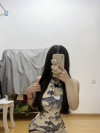 小芋泥yyy抖音微密圈资源解读,探究她的独特穿搭与魅力表现