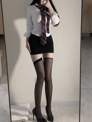 小芋泥yyy独家微密圈揭秘,她的时尚资源如何成为粉丝焦点?