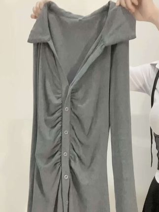 抖音小芋泥微密圈作品解析,她的付费资源值得观看吗?
