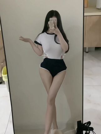 小芋泥yyy最新微密圈作品分享,时尚魅力展现独特个性