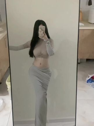 小芋泥yyy抖音微密圈付费内容,她的独特穿搭风格为何圈粉无数?