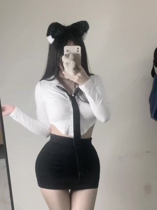 小芋泥yyy抖音微密圈付费内容,她的独特穿搭风格为何圈粉无数?