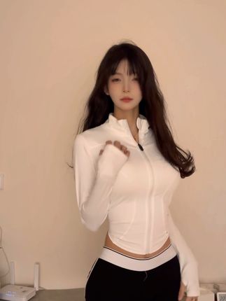 抖音一只树懒微密照片集,她的私密图片包为何备受期待?