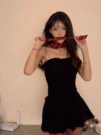 一只树懒微密圈的独家作品,她的时尚资源如何引领潮流