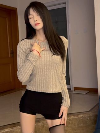 一只树懒微密圈的独家作品,她的时尚资源如何引领潮流