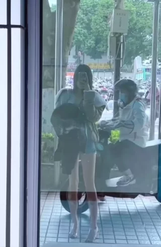 保守的妻子微博账号揭秘她的生活与作品一览,微密圈图片分享
