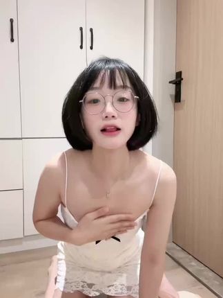 王胜利的小生活微密圈JK制服+双马尾,精选合集免费下载