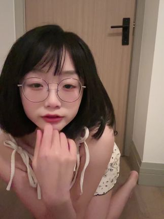 王胜利的小生活微密圈JK制服+双马尾,精选合集免费下载