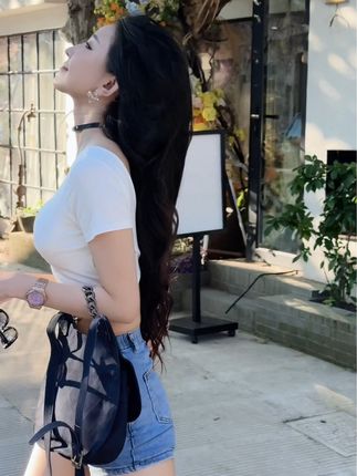 李嘉欣微密圈照片解析，weme付费图片上头的秘密
