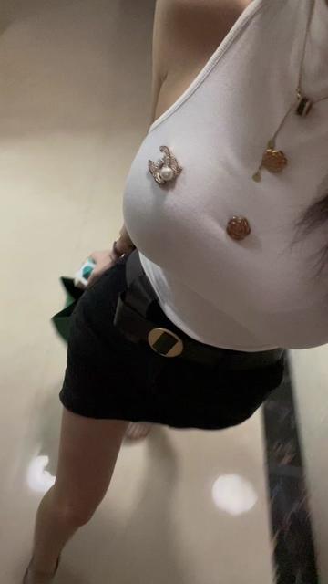 抖音一只佐佐酱微密图片,佐佐酱的生活真滋润!她的日常和私密