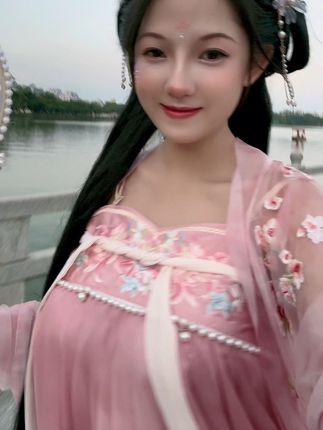 脑婆睡醒啦微密圈资源集结,最新图片与视频欣赏