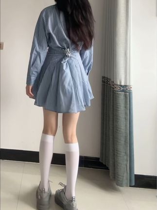 巨恶小锯鳄微密圈付费作品合集,网红热门资源打包下载