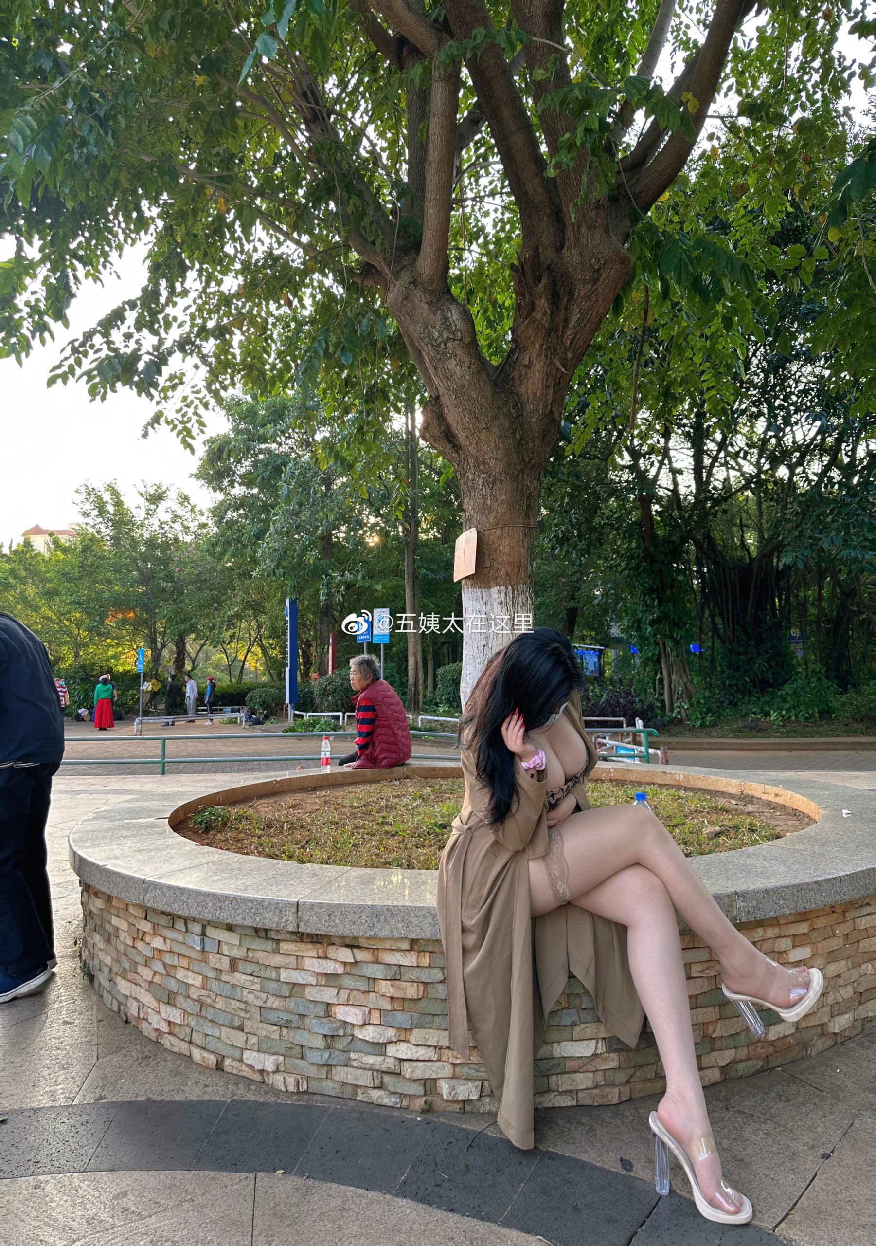 迷人的五姨太微密圈资源值得付费吗,探讨颜值博主圈子的真实性