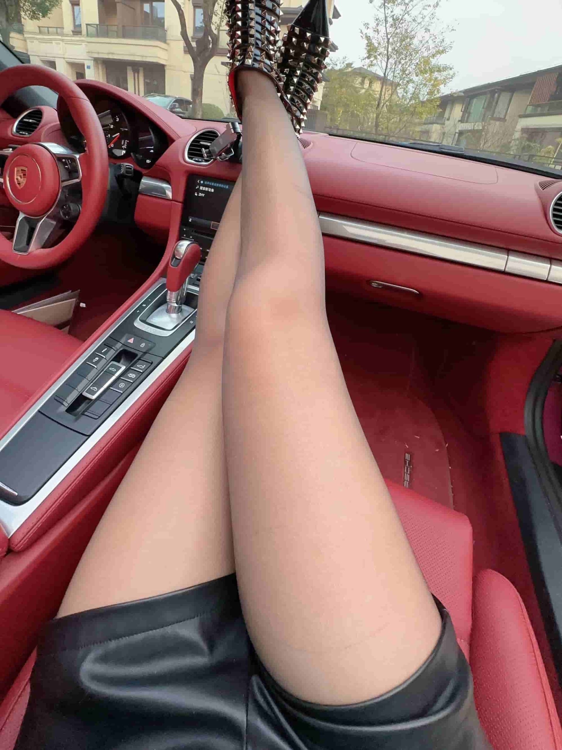 张老师正能量核酸媛微密圈作品资源,引发网友热议