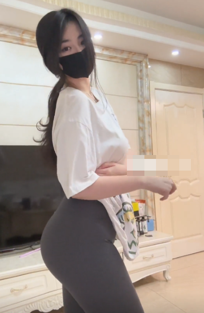 抖音欧yy微密圈付费私密图流出,非常柔软可爱!-1 抖音欧yy微密圈付费私密图流出,非常柔软可爱!
