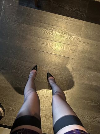 性感多才多艺游戏主播脸红Dearie微密圈作品展现，短视频大咖的魅力