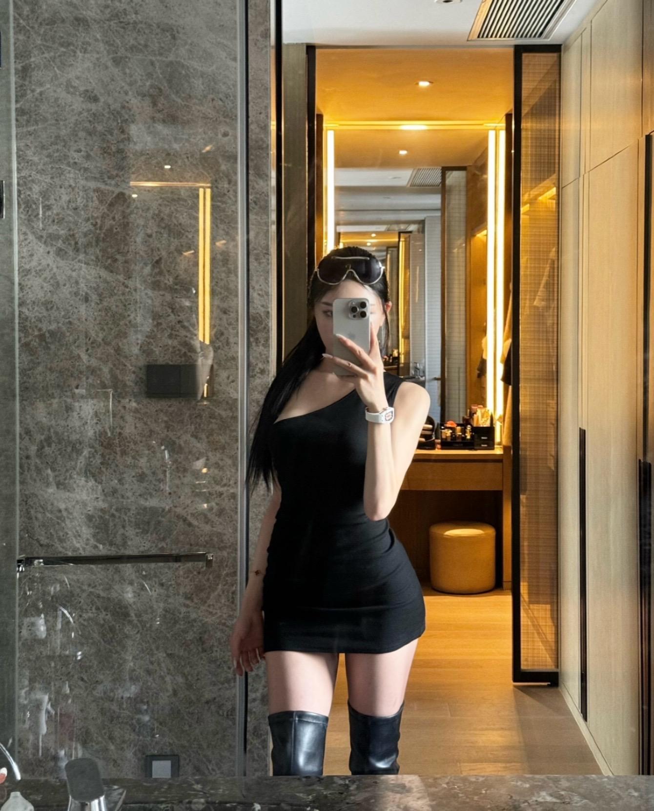 陕西健身女神金希儿微密圈作品展现，健康生活方式的独特魅力