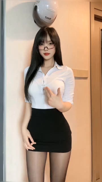 琳铛微密圈子图片展示,欣赏她微密圈子中的精美图片
