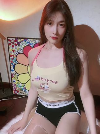 可可西yyy微密圈大片曝光,魅力四射惊艳登场