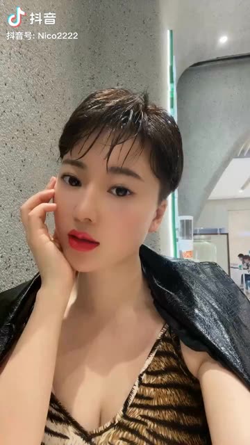 童小芯紫色哒豚豚呀微密圈视频具体怎么回事，深度解析微密圈内涵