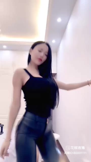 童小芯微密62W粉丝网红微密圈收费流出,VIP特权任您畅享