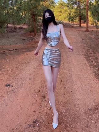 深山女神小蒋姐姐微密圈图片，探索网红的别样魅力