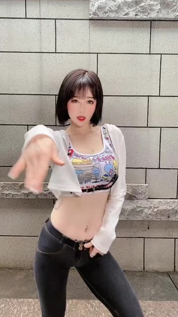 【激情】是可馨耶微密圈激情四射的视听盛宴,感受激情洋溢