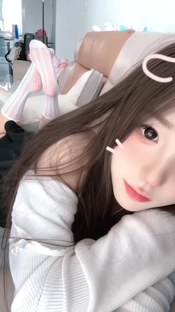 【激情】是可馨耶微密圈激情四射的视听盛宴,感受激情洋溢