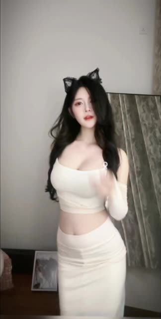 小艾根本吃不饱微密圈(WEME觅圈)付费圈子作品合集，独家内容分享