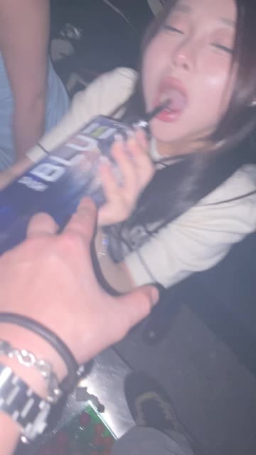 小艾根本吃不饱微密圈性感妩媚网红,揭开她的独特魅力