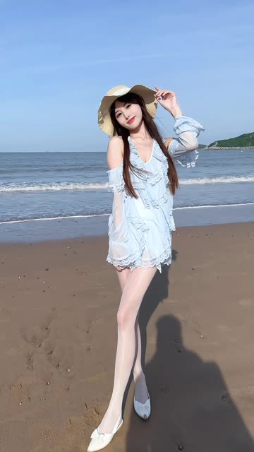 抖音小萌子微密圈最新作品(情趣内衣穿搭展示)