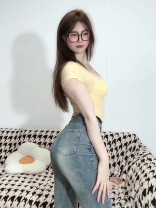 抖音甜子兔微密圈图片欣赏,感受她的甜美魅力