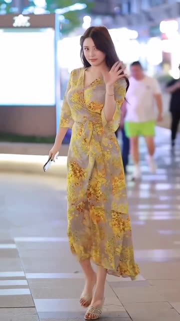 揭秘抖音奶雯的微博踪迹,古韵遗风与美食探索的完美融合