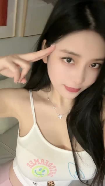 奶雯微密圈作品资源分享,时尚穿搭与生活方式的精彩