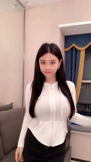 奶雯微密圈付费圈子作品合集,一网打尽私密诱人内容