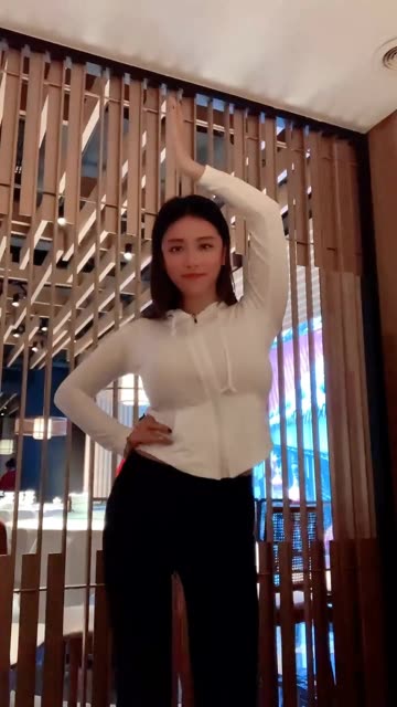 奶雯微密圈作品资源分享,时尚穿搭及生活方式的精粹展示
