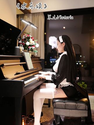 秀人网果儿Victoria(松果儿),微密圈写真合集