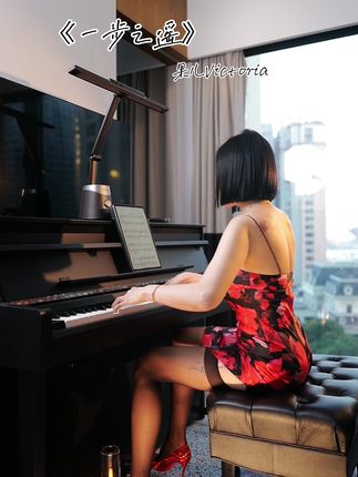网红果儿Victoria爆火原因,揭秘她的成功之道