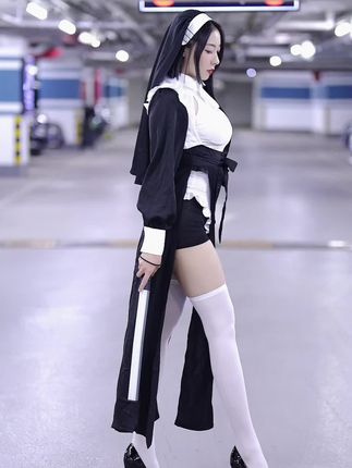 国际版tiktok果儿，个人资料大揭秘