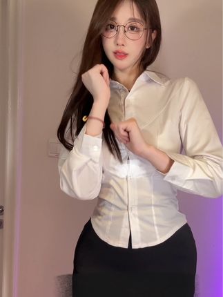 轩子巨二兔微密圈付费资源,御姐女神的独特魅力