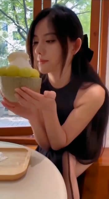 如何看待抖音网红阿朱微密圈资源,如何获取免费资源?