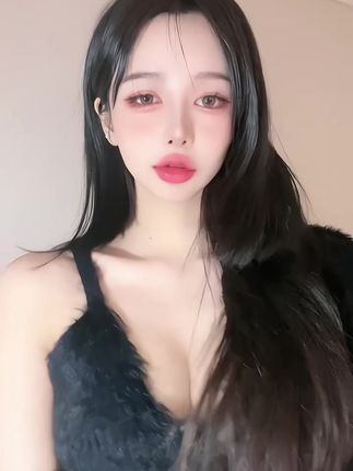 快来关注小猫咪CK微博和微密圈,可爱憨态和多彩内容