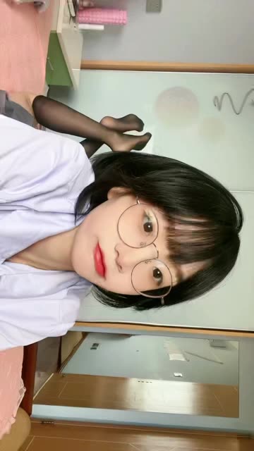 【微密圈】王胜利的小生活近期热门博主免费下载,精选资源分享