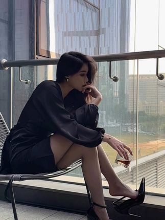 微密圈Sia不吃鱼,瞩目红人的颜值与身材