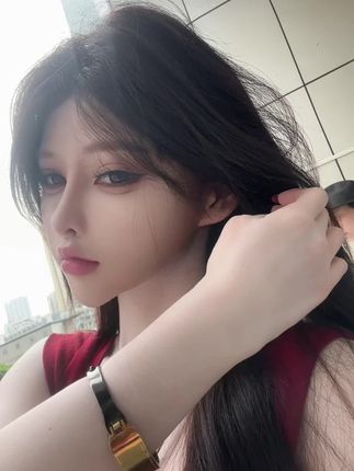 无欲无求的推土君紫色蕾丝写真转发