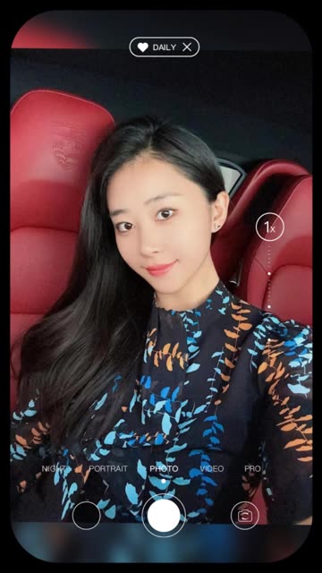 张贺玉的蝴蝶纹身是真的吗?网红张老师的神秘标志解读